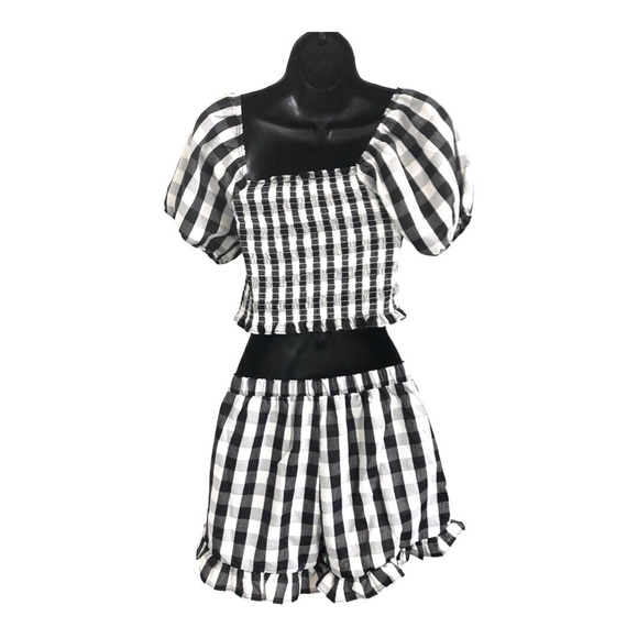 2pc black white checkered gingham ruffle hem smocked top printed shorts set - Picture 10 of 12